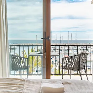 penthouse-with-seaview-in-of-duquesa-port.es-andalucia.com/